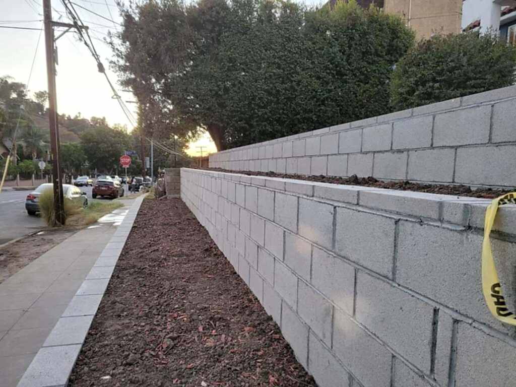 Retaining Wall Royal concrete Works